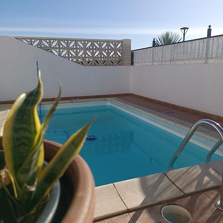 Moana Surf House Pansiyon Corralejo Dış mekan fotoğraf